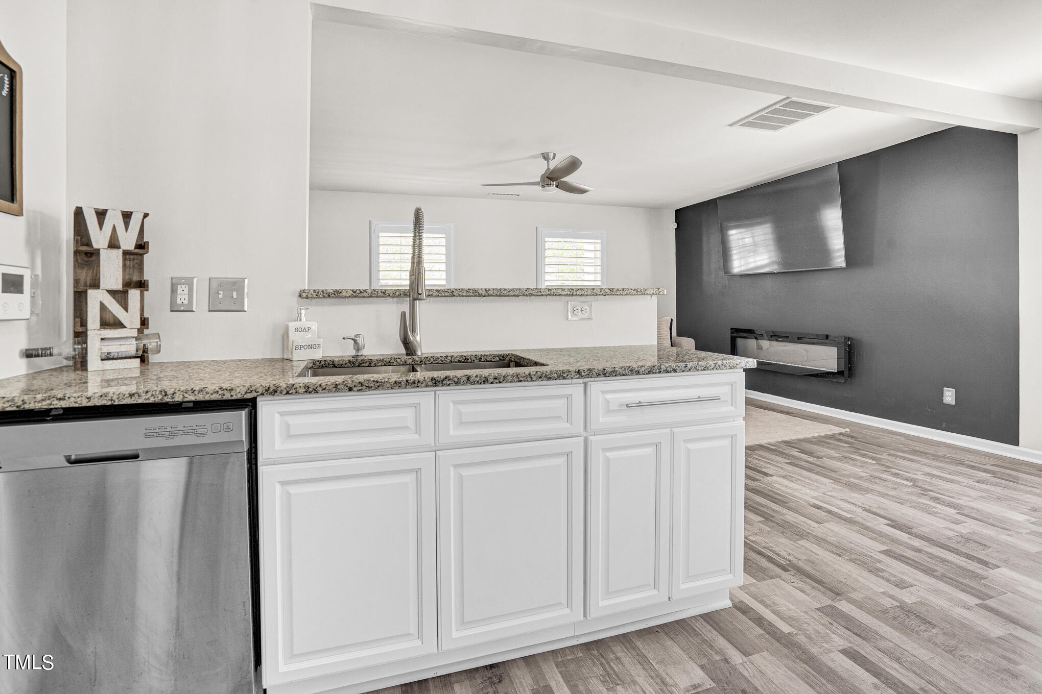 313 Lodestone Drive