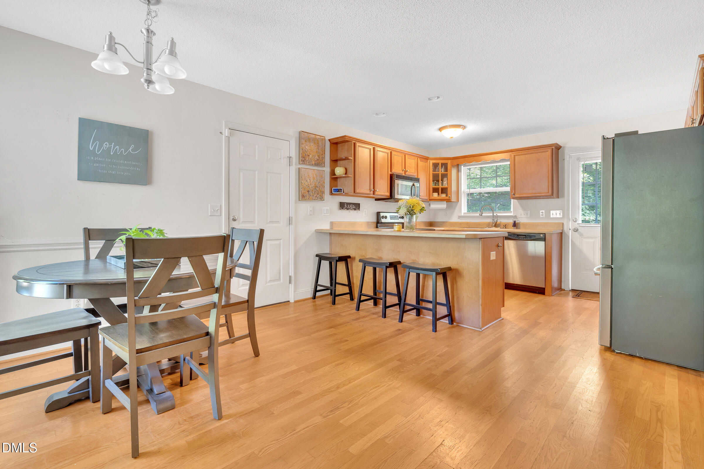 1309 Bungalow Avenue