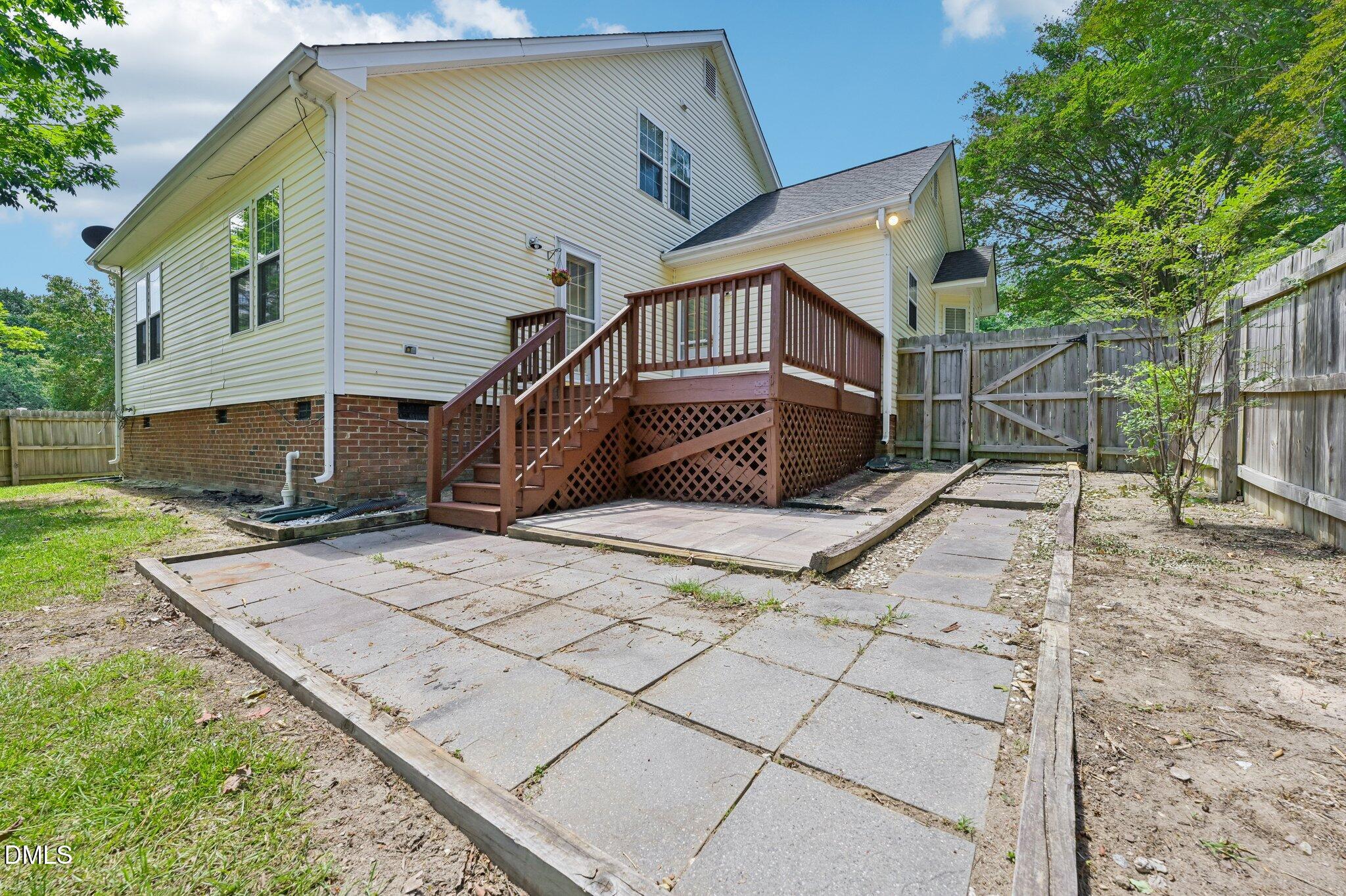 104 Spinel Lane