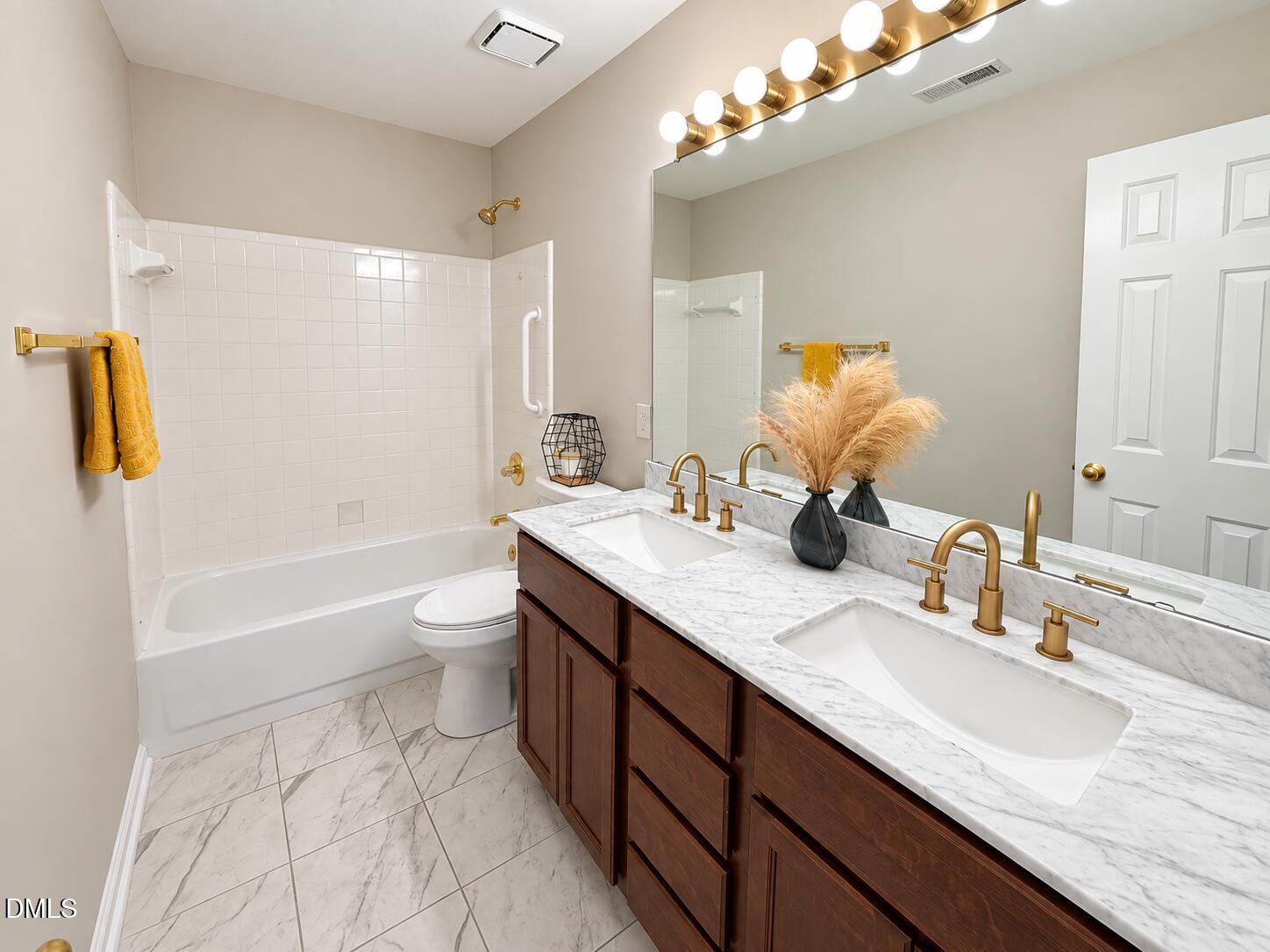 111 Wenonah Way