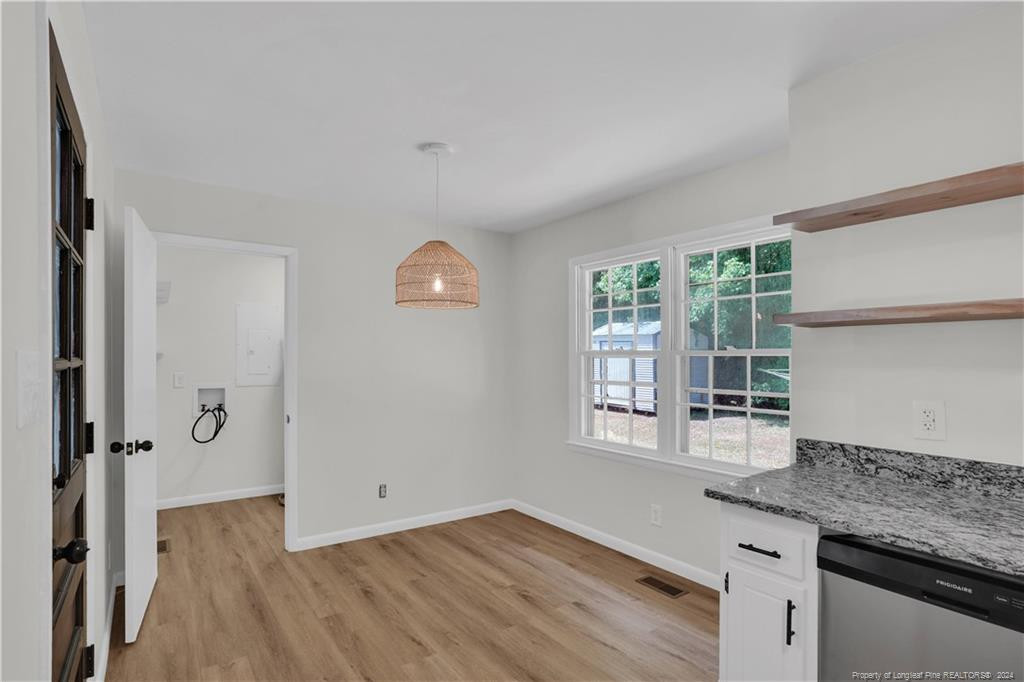 717 Curtis Cir Circle