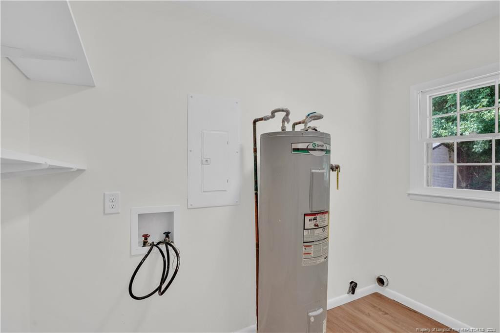 717 Curtis Cir Circle