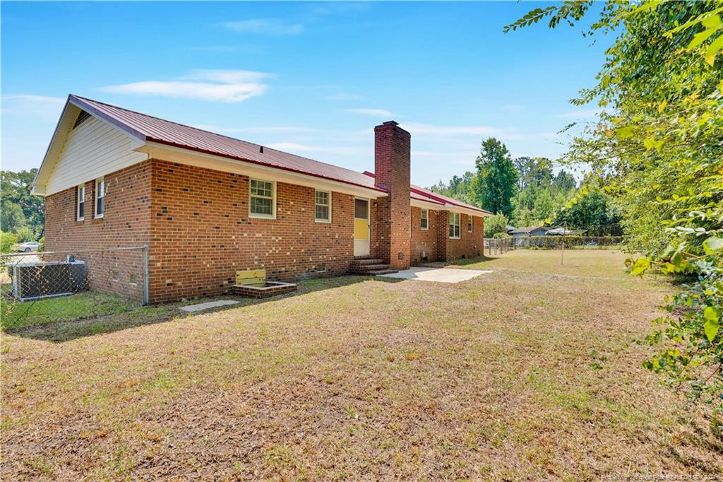 717 Curtis Cir Circle