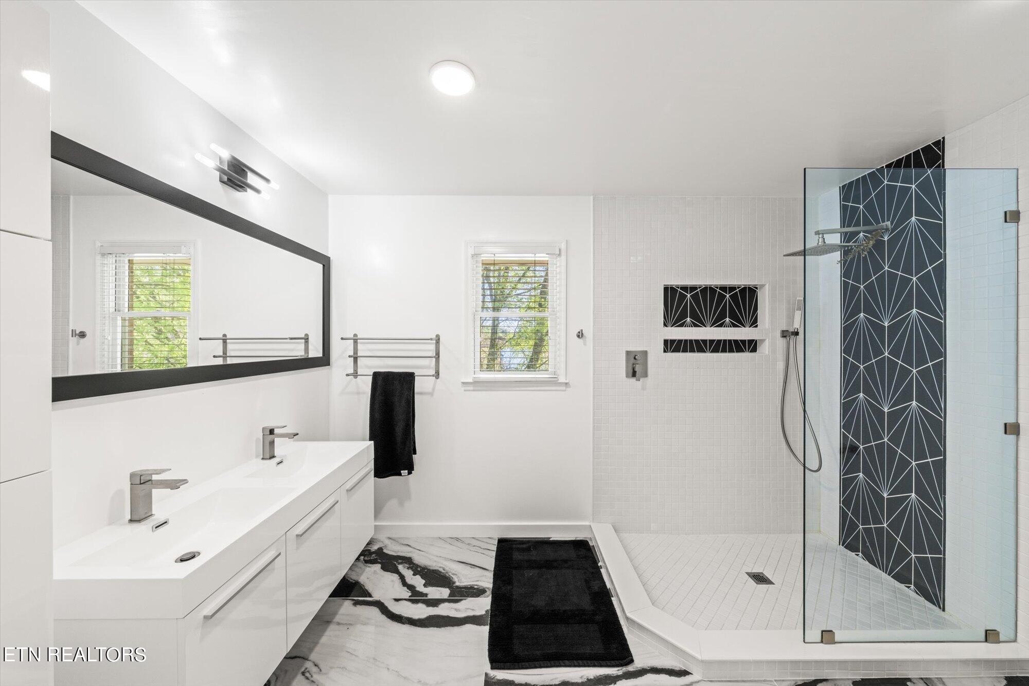 12319 River Oaks Point