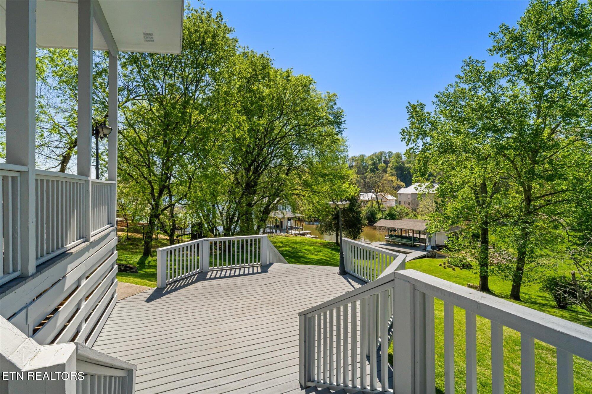 12319 River Oaks Point