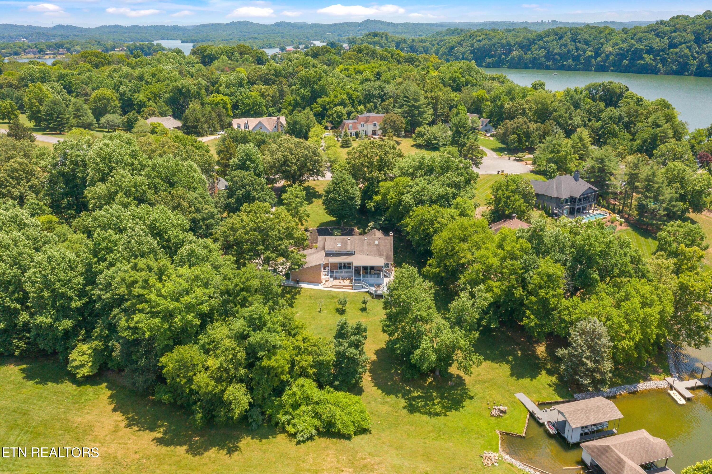 12319 River Oaks Point