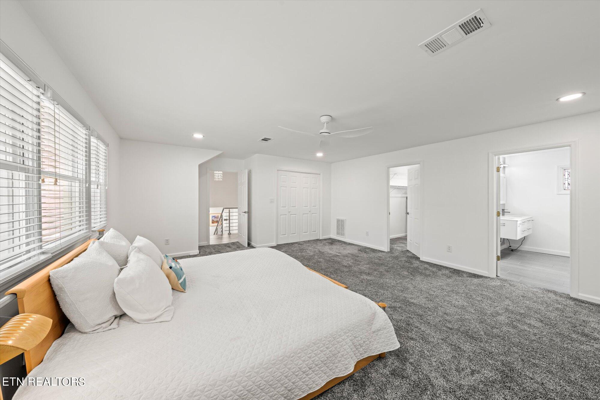 12319 River Oaks Point