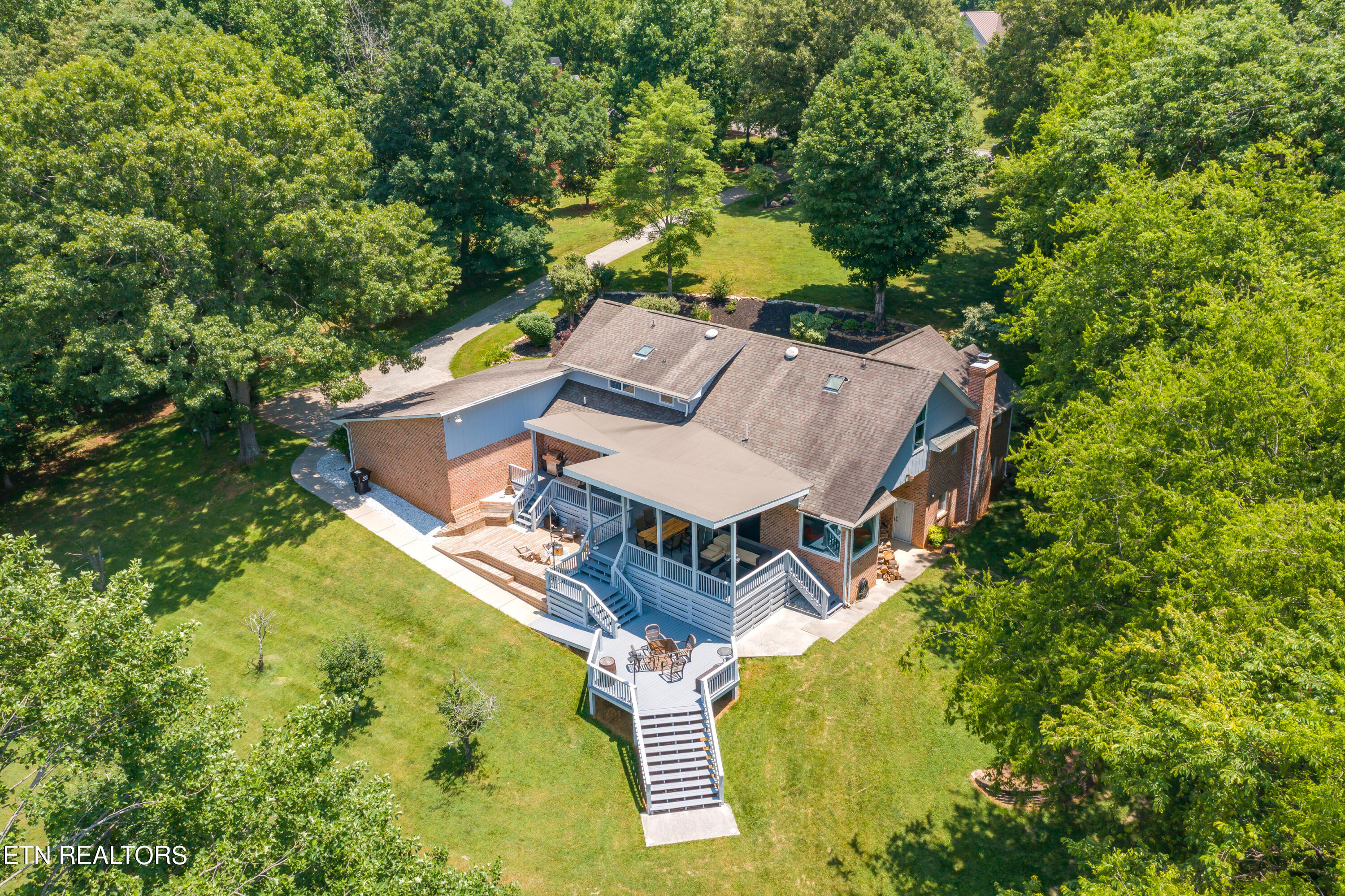 12319 River Oaks Point