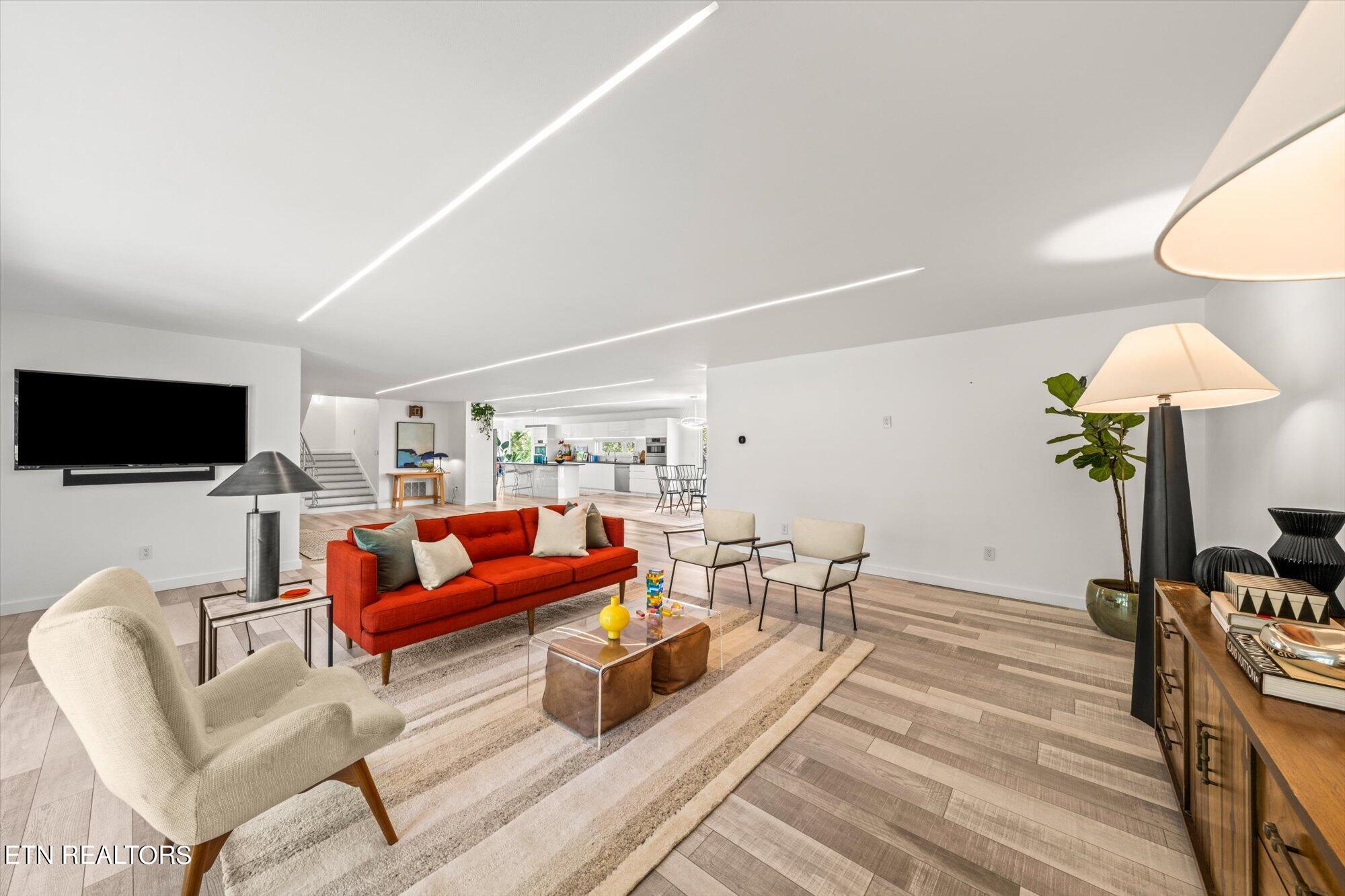 12319 River Oaks Point