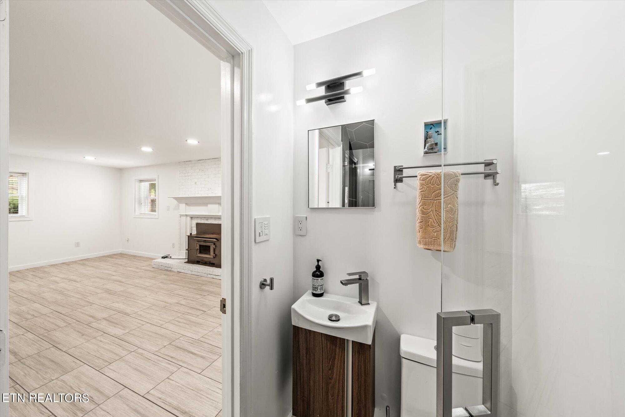 12319 River Oaks Point