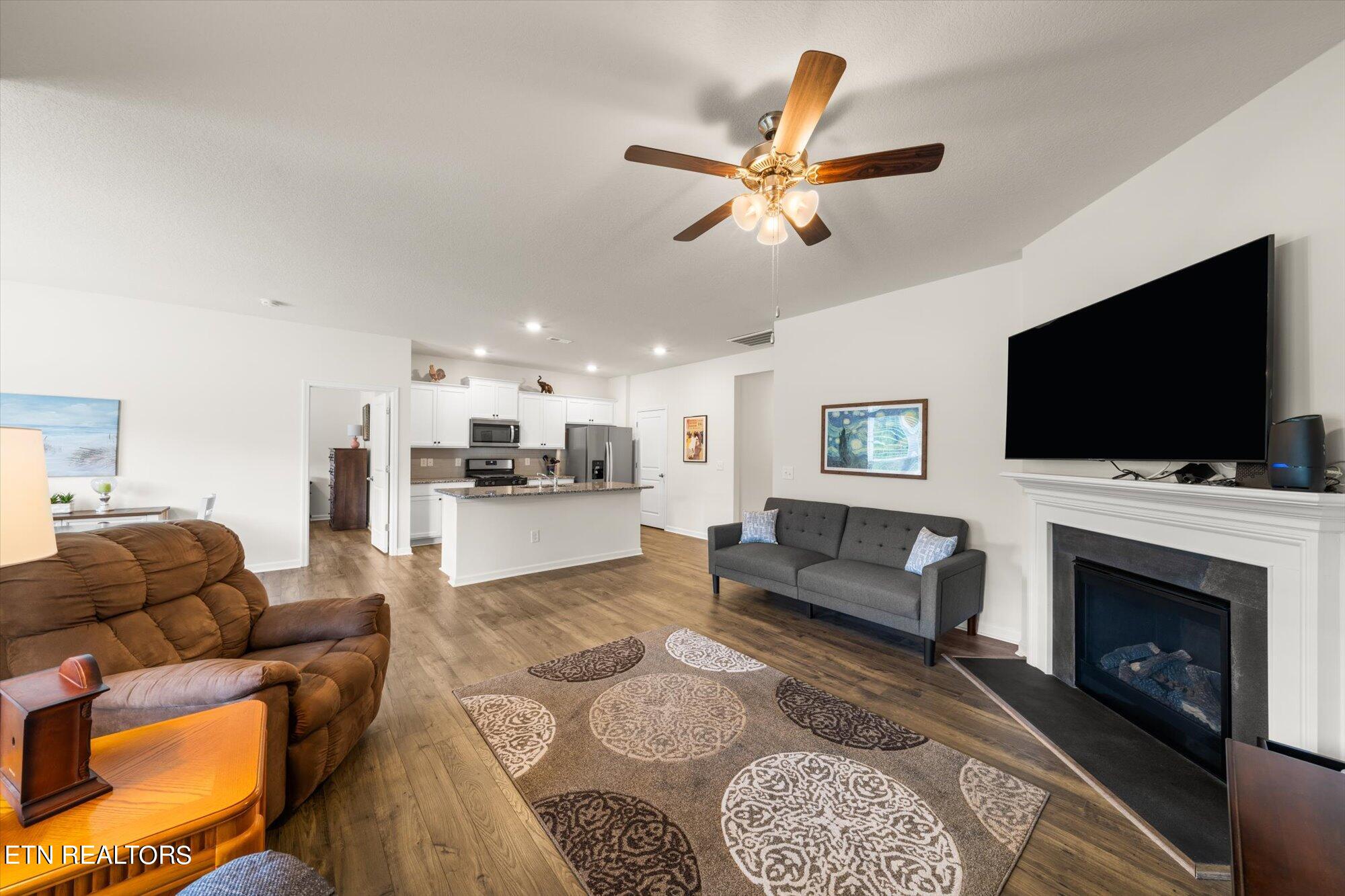 1203 Hampton Place Circle