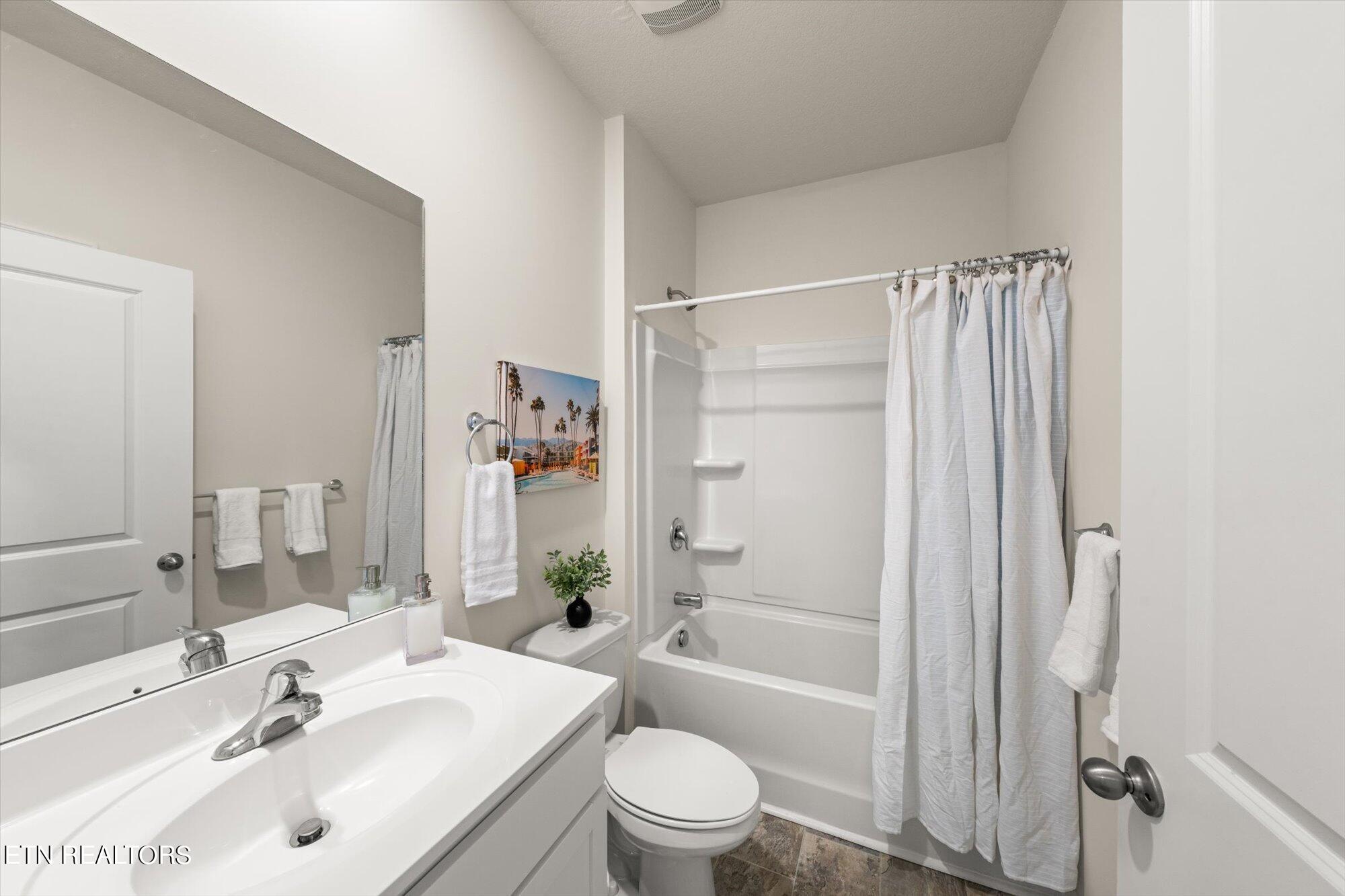 1203 Hampton Place Circle