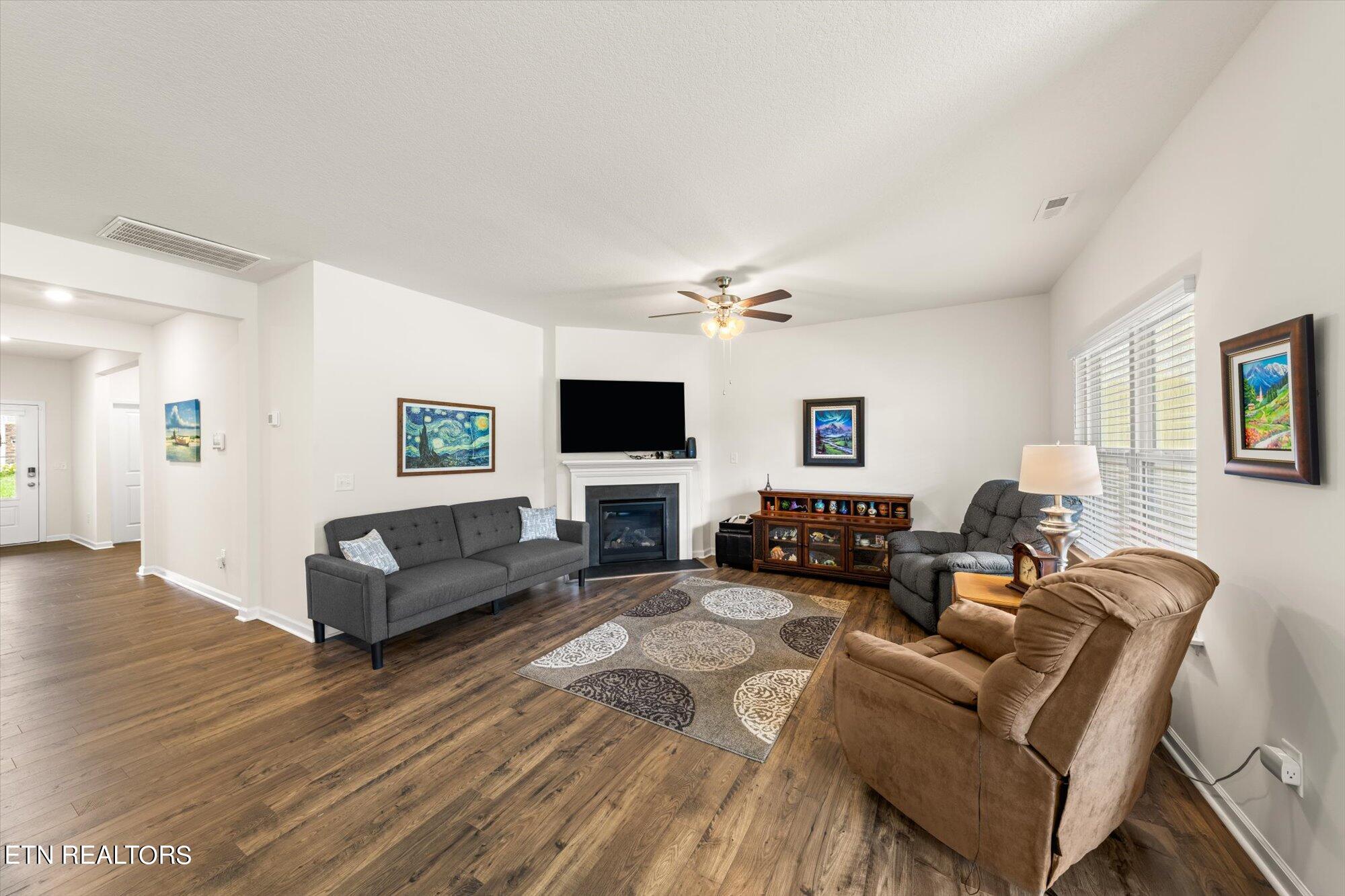 1203 Hampton Place Circle