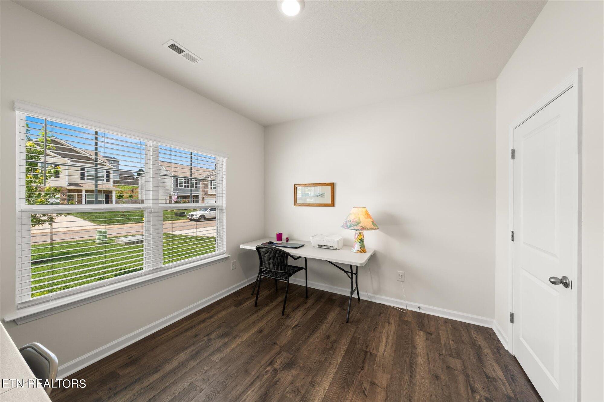 1203 Hampton Place Circle