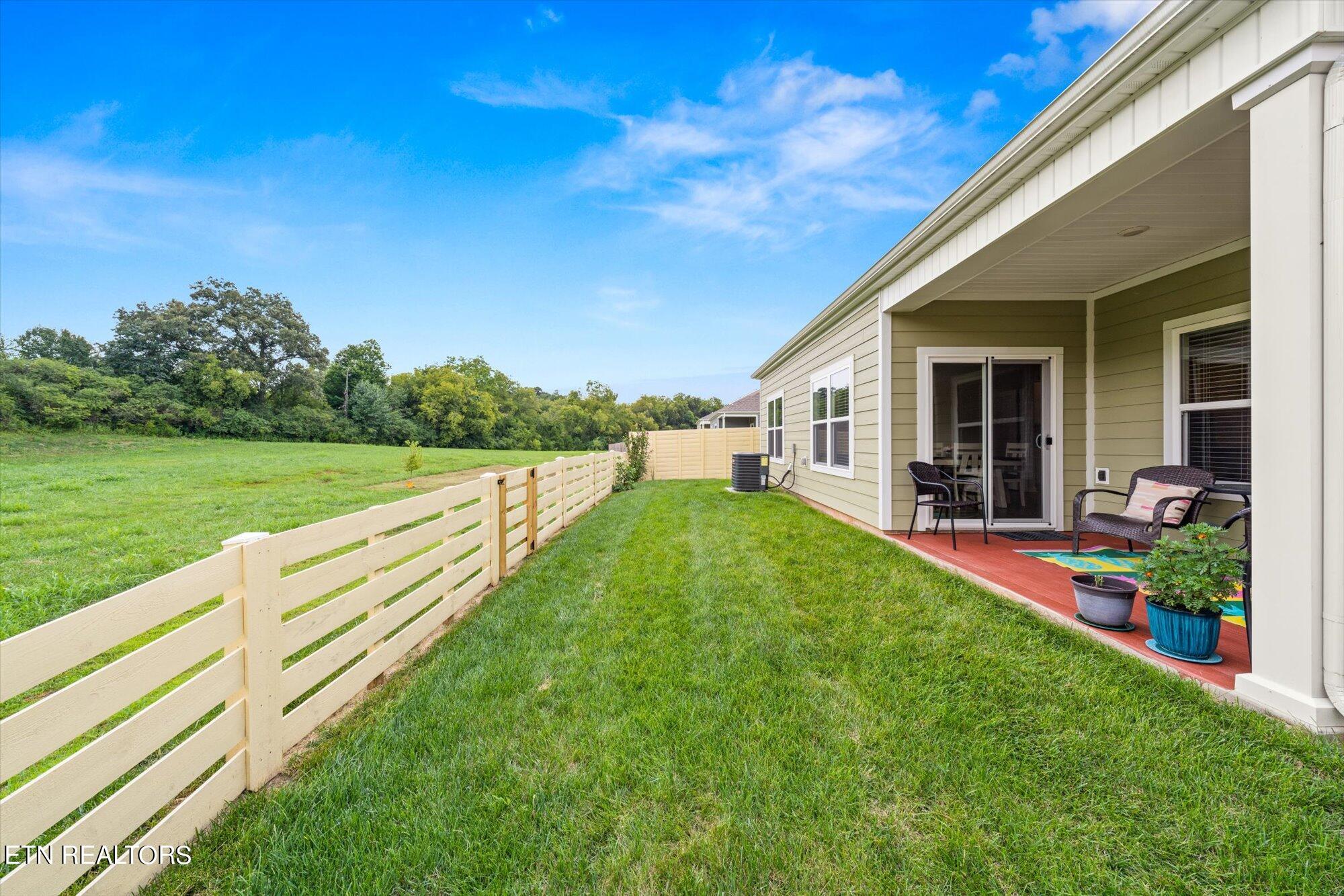 1203 Hampton Place Circle