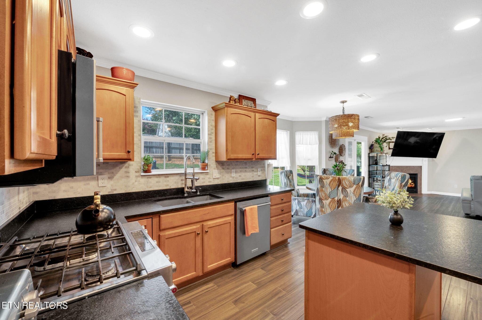 9913 Coral Springs Lane