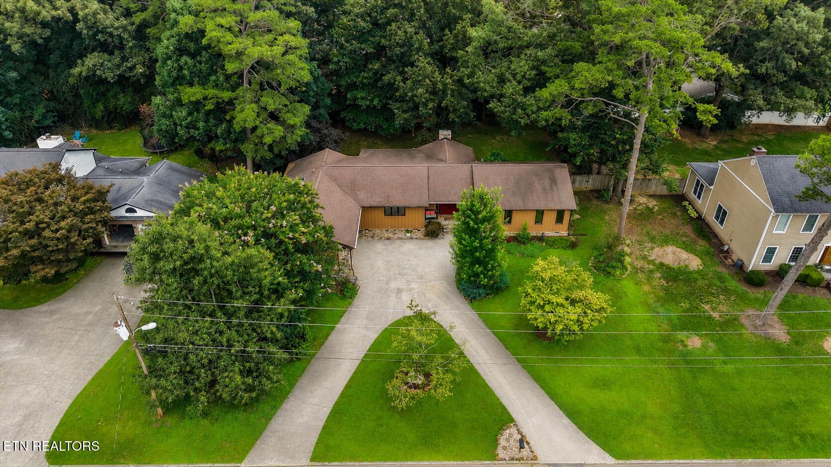 612 Laurel Valley Rd