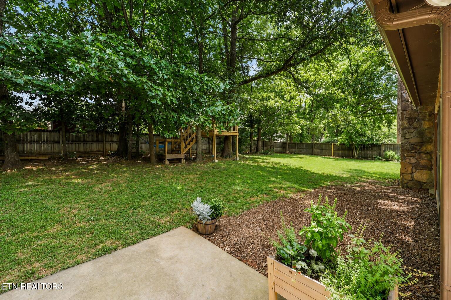 612 Laurel Valley Rd