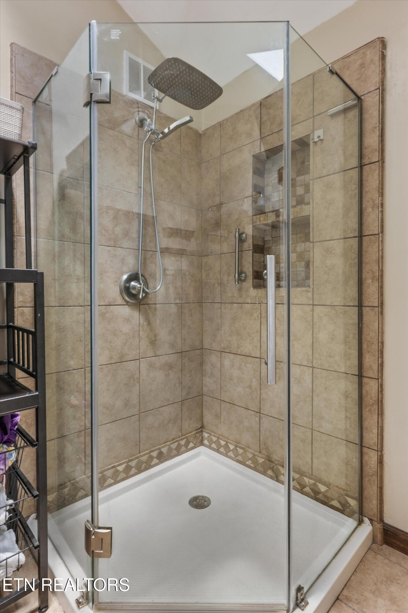 612 Laurel Valley Rd