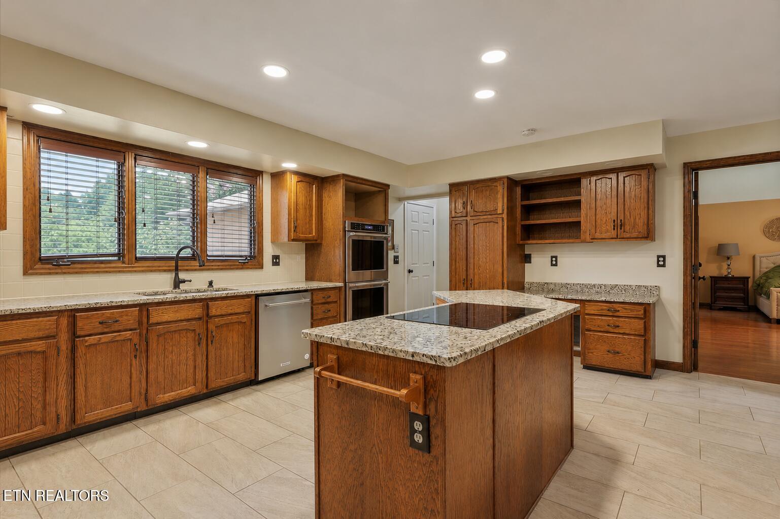 612 Laurel Valley Rd