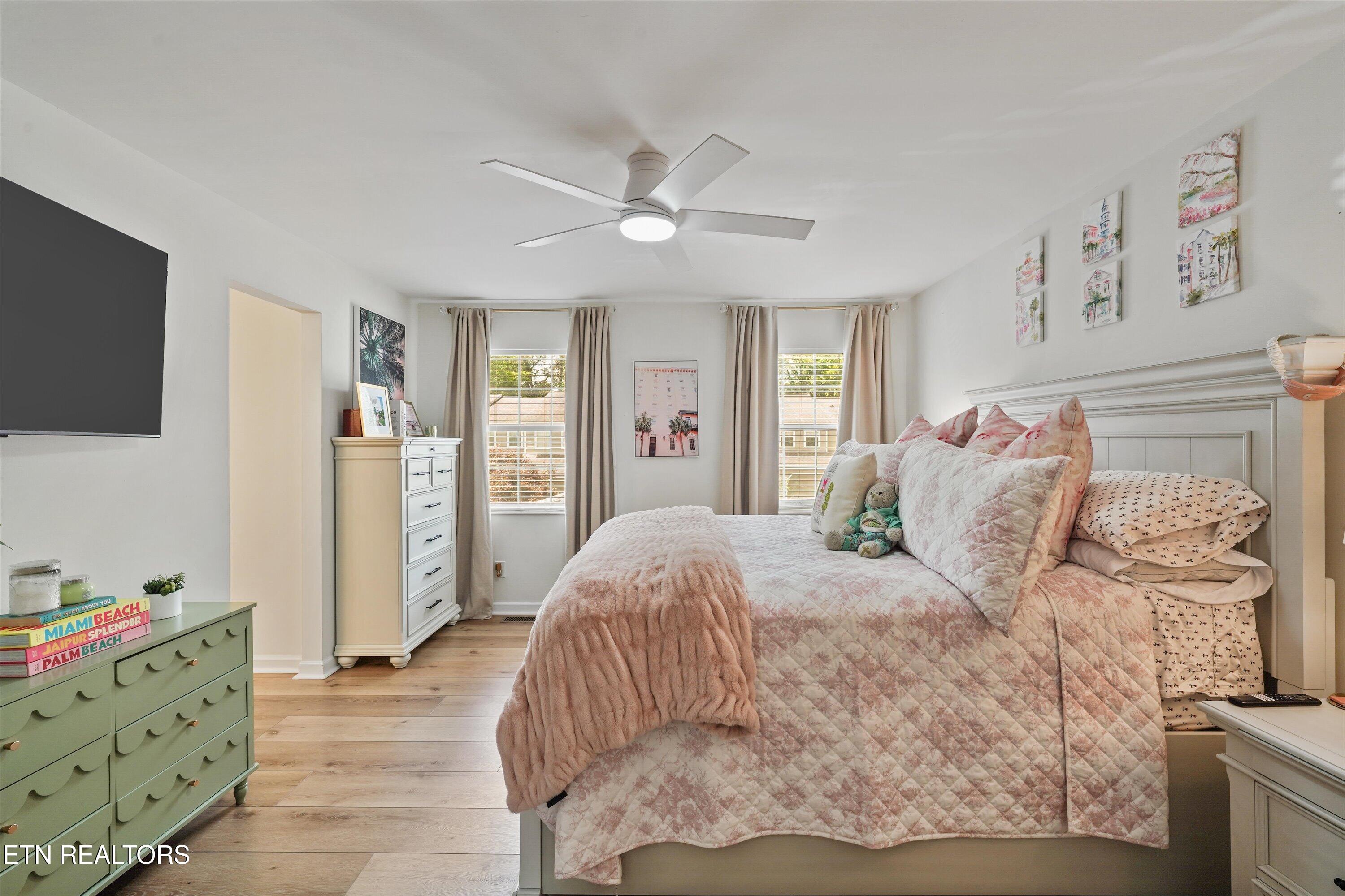 7822 Village Drive