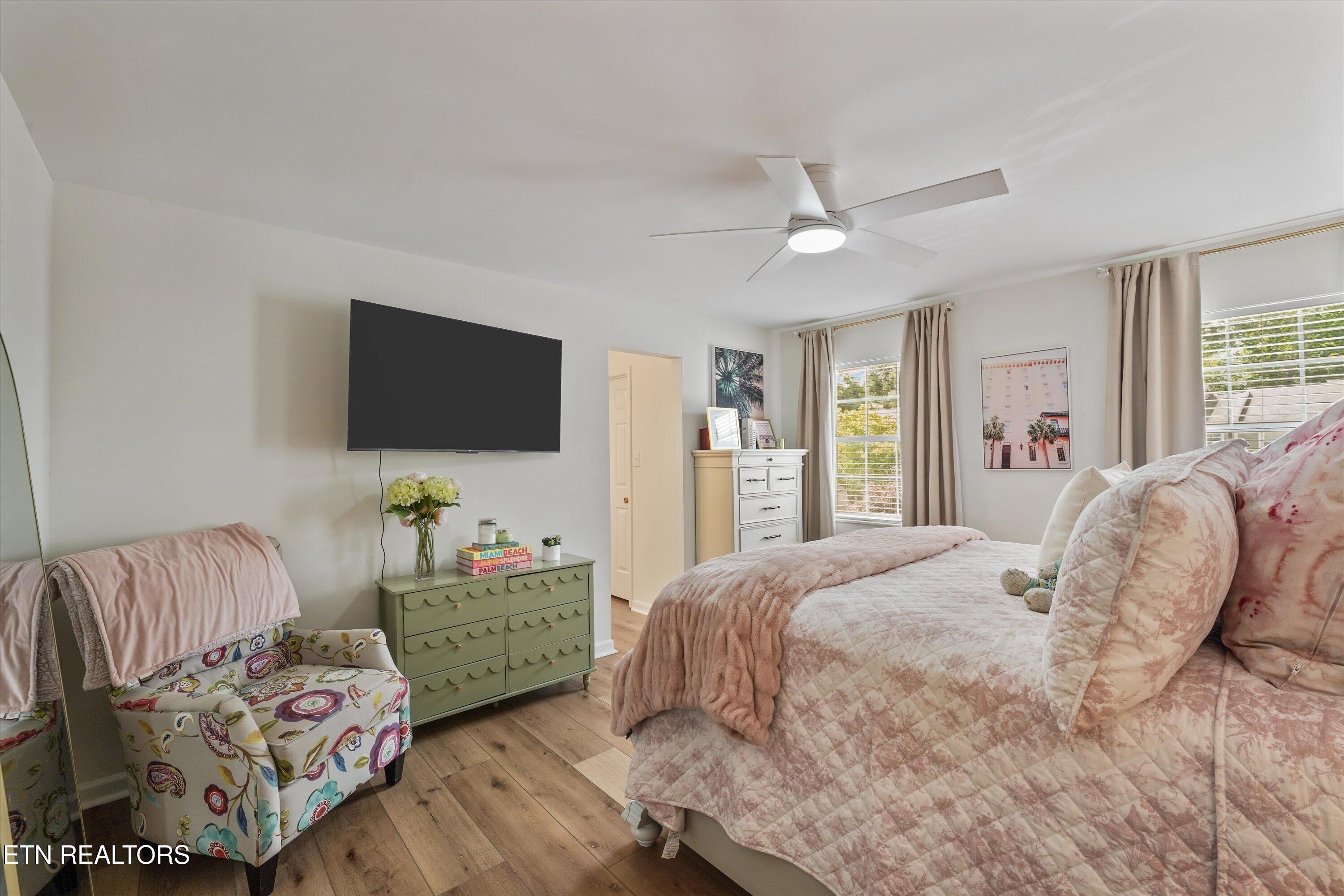 7822 Village Drive