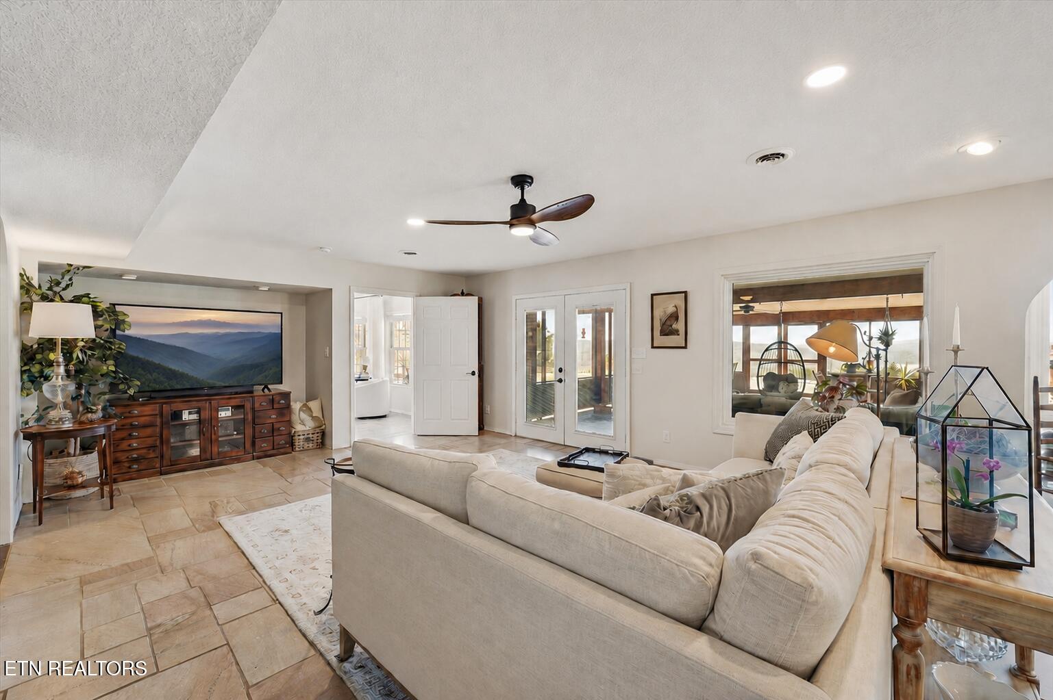 229 Bowers Rd