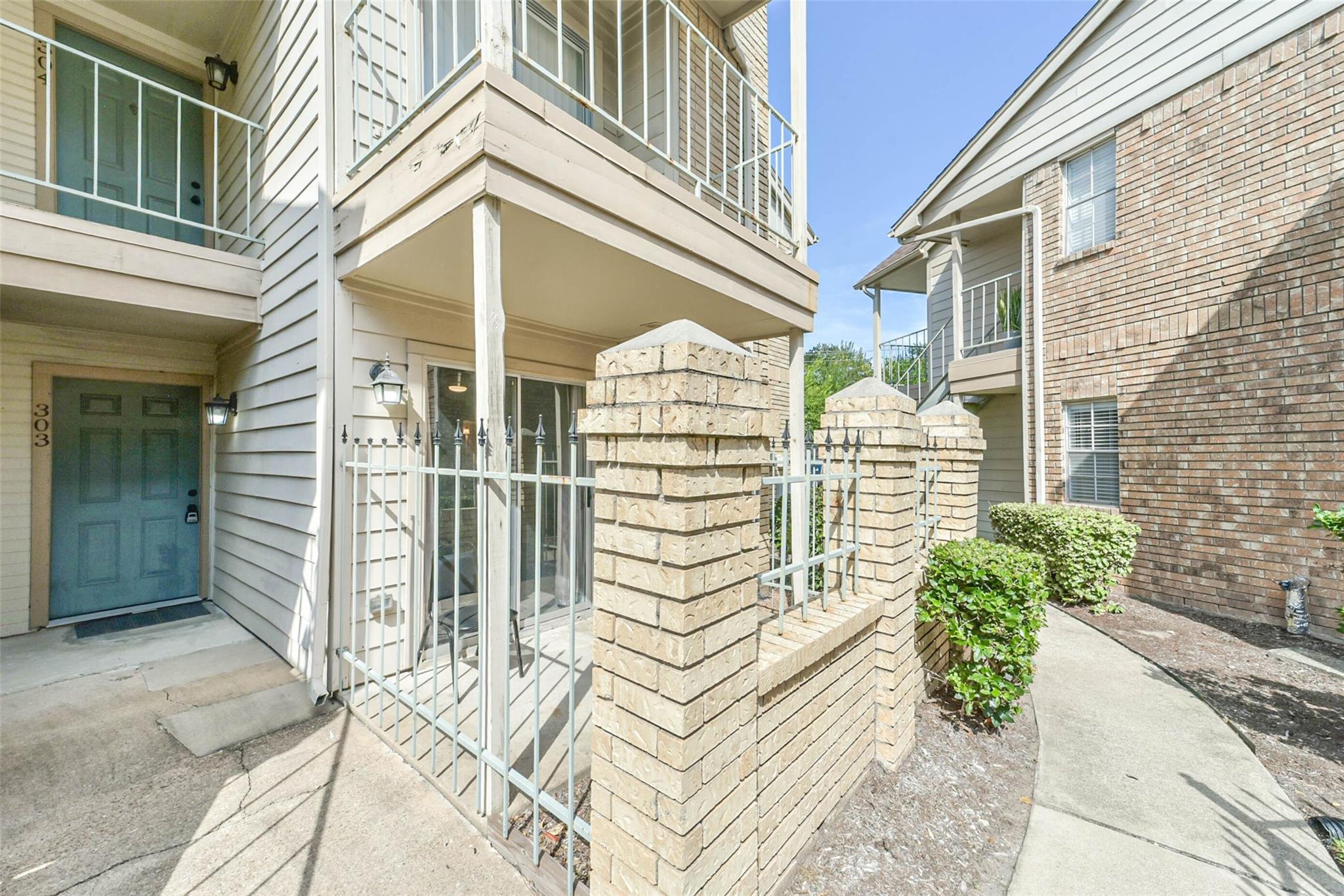 12550 Whittington Drive # 303