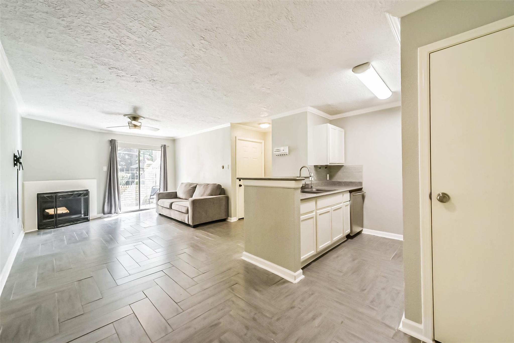 12550 Whittington Drive # 303