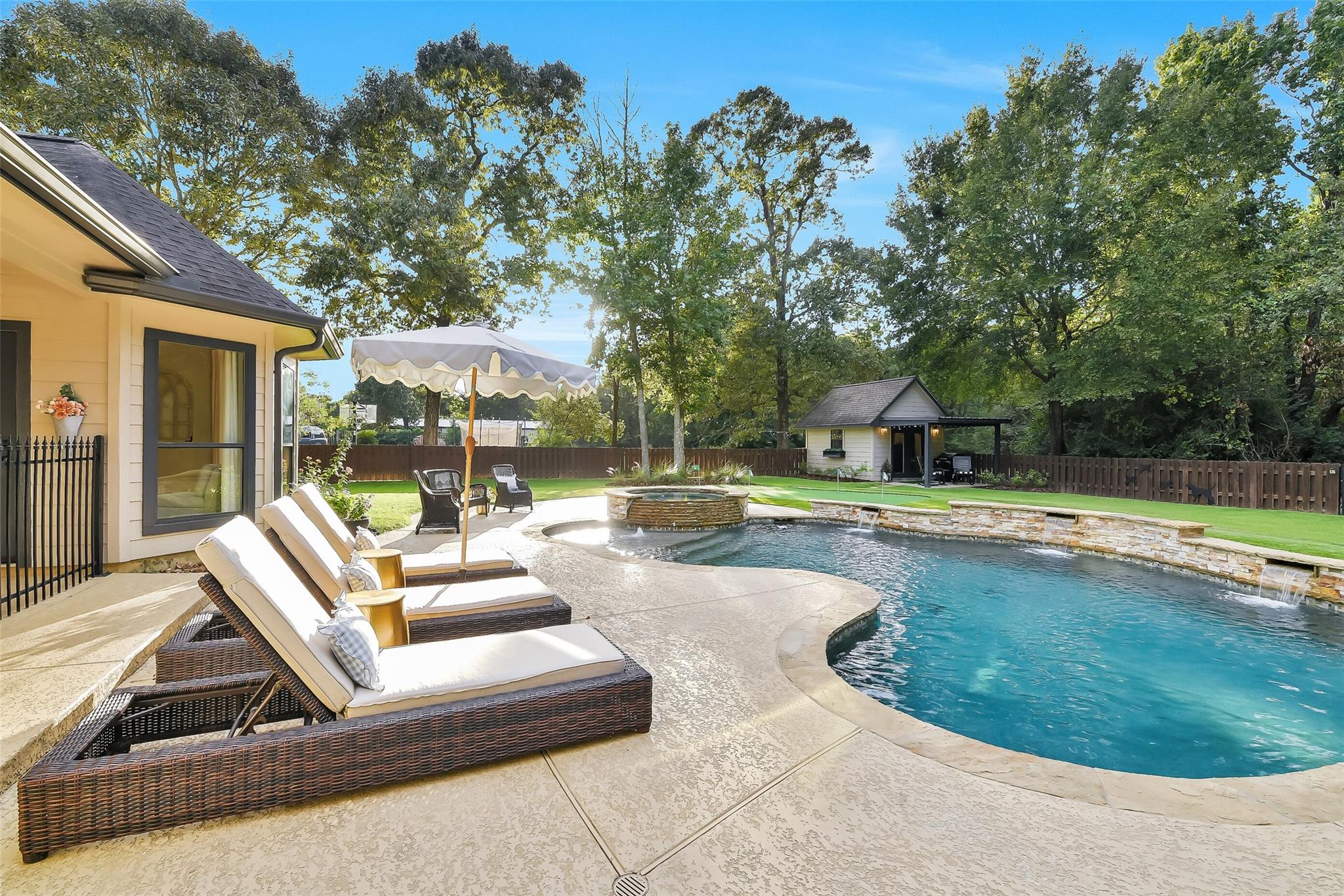 11373 Majestic Drive
