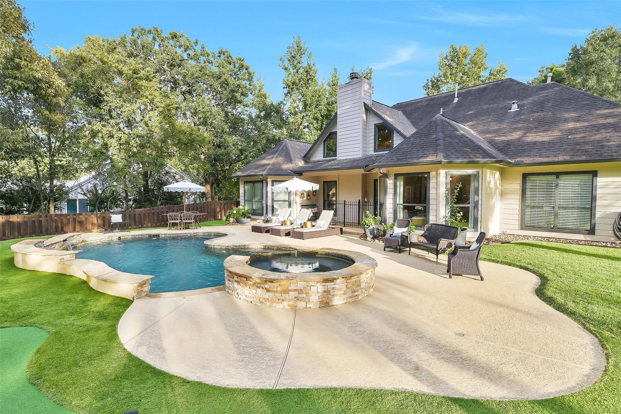 11373 Majestic Drive