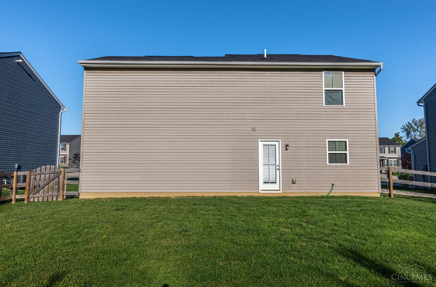 5750 Woodcreek Drive