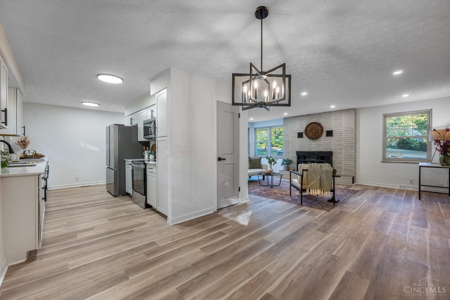 8301 Red Lion Five Points Road