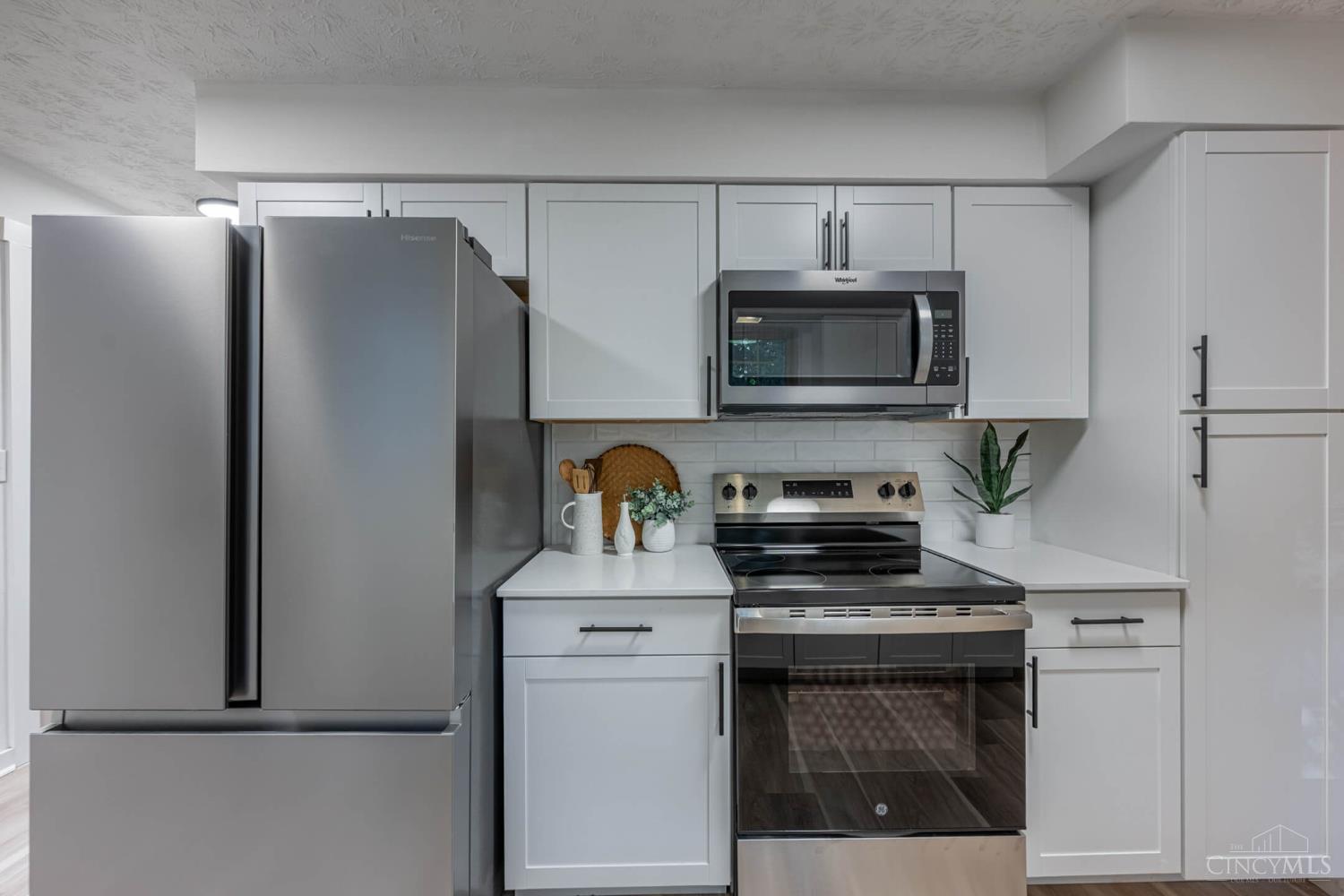 8301 Red Lion Five Points Road