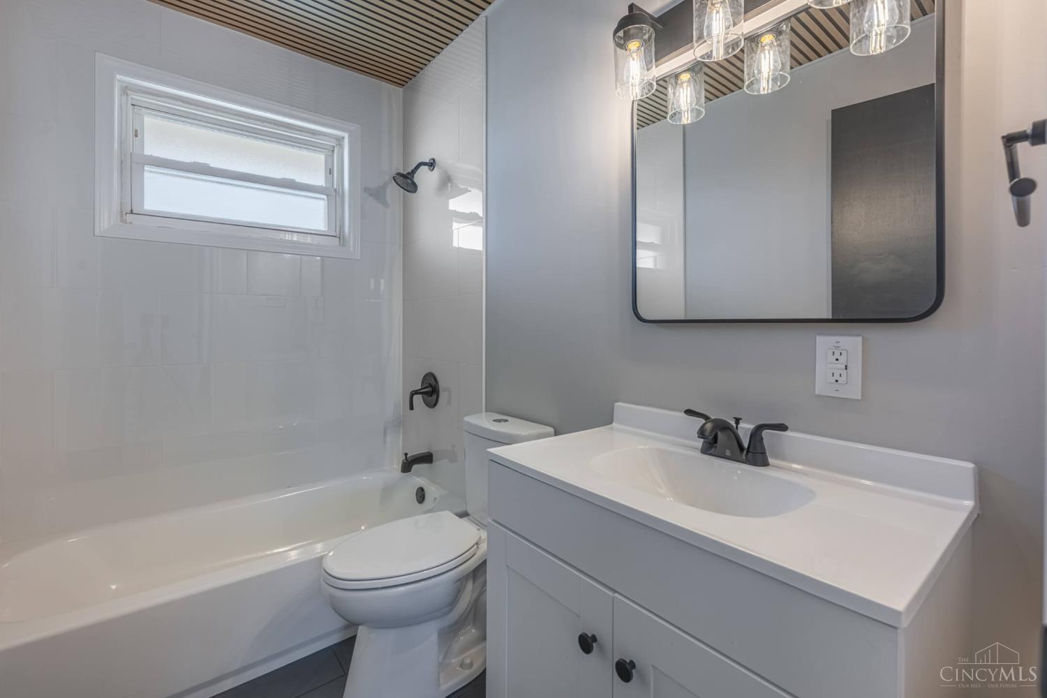 3841 Hammond Boulevard