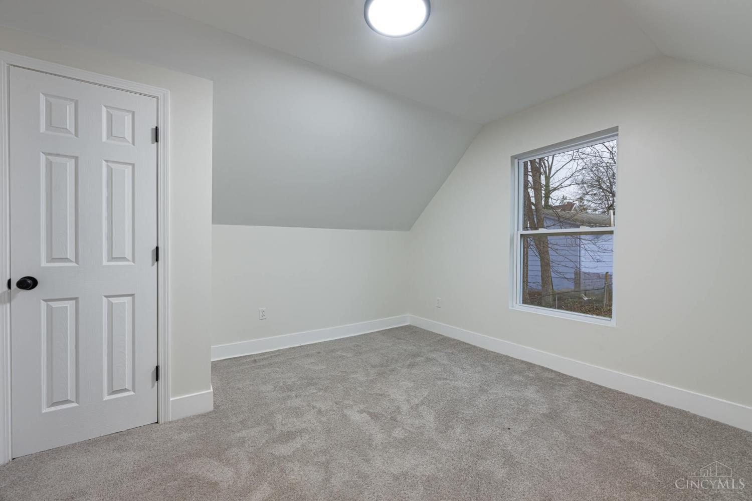 5618 Prentice Street