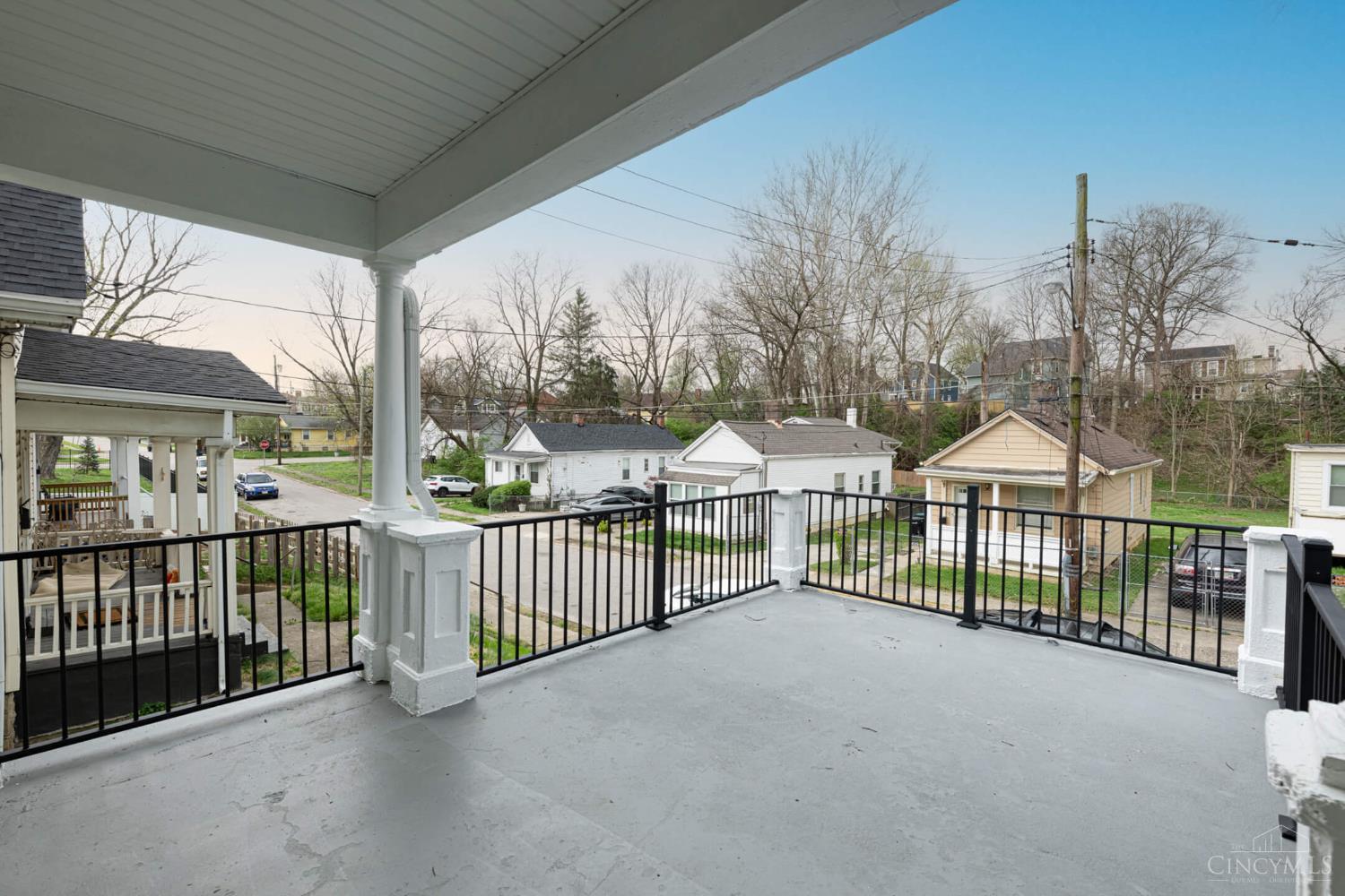 5618 Prentice Street