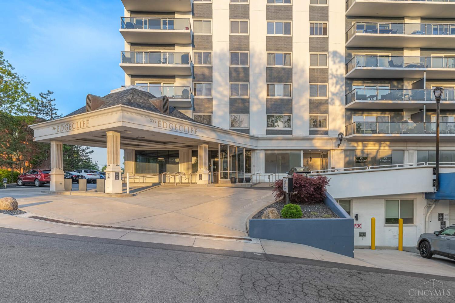 2200 Victory Parkway 710