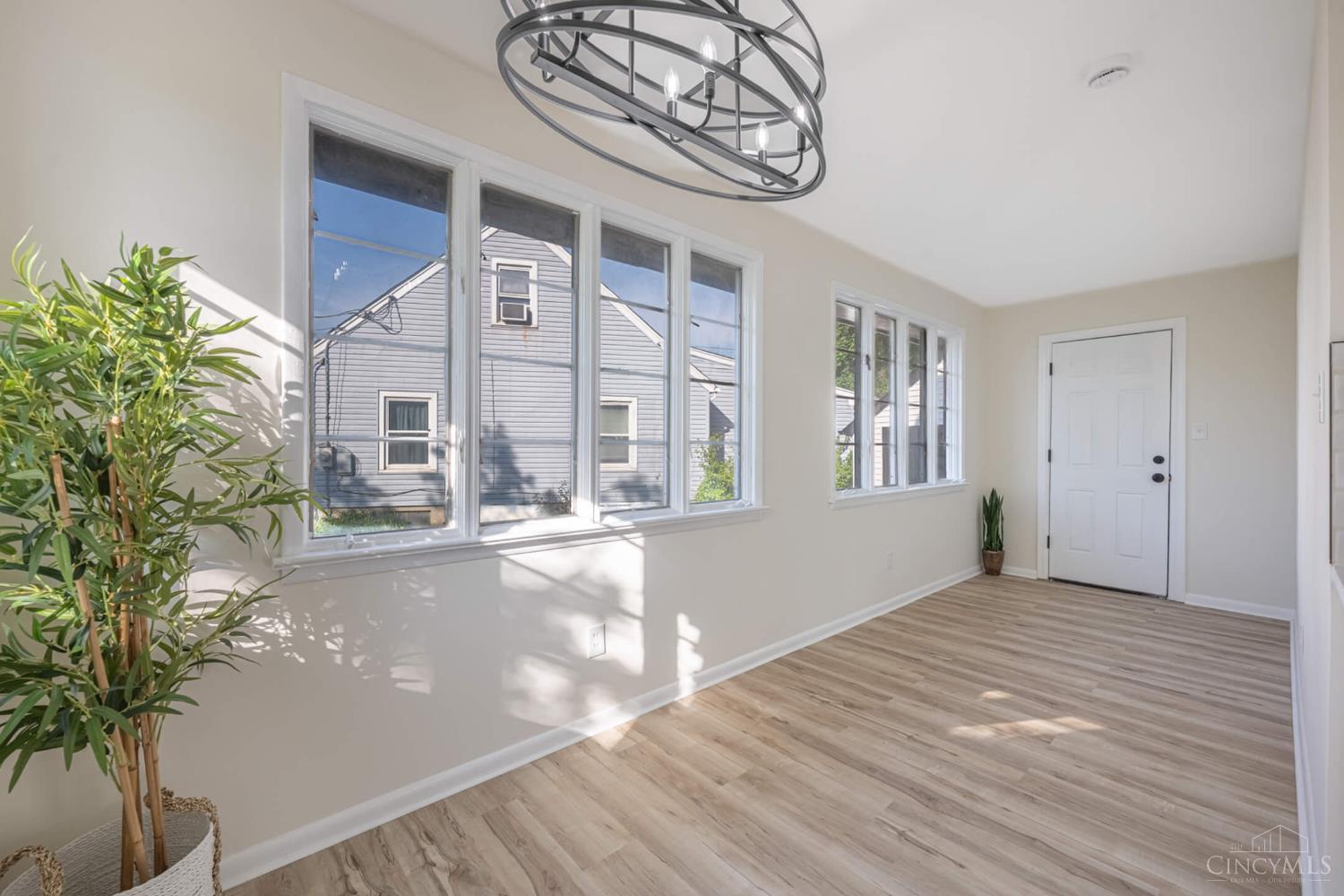 1205 Ellen Drive
