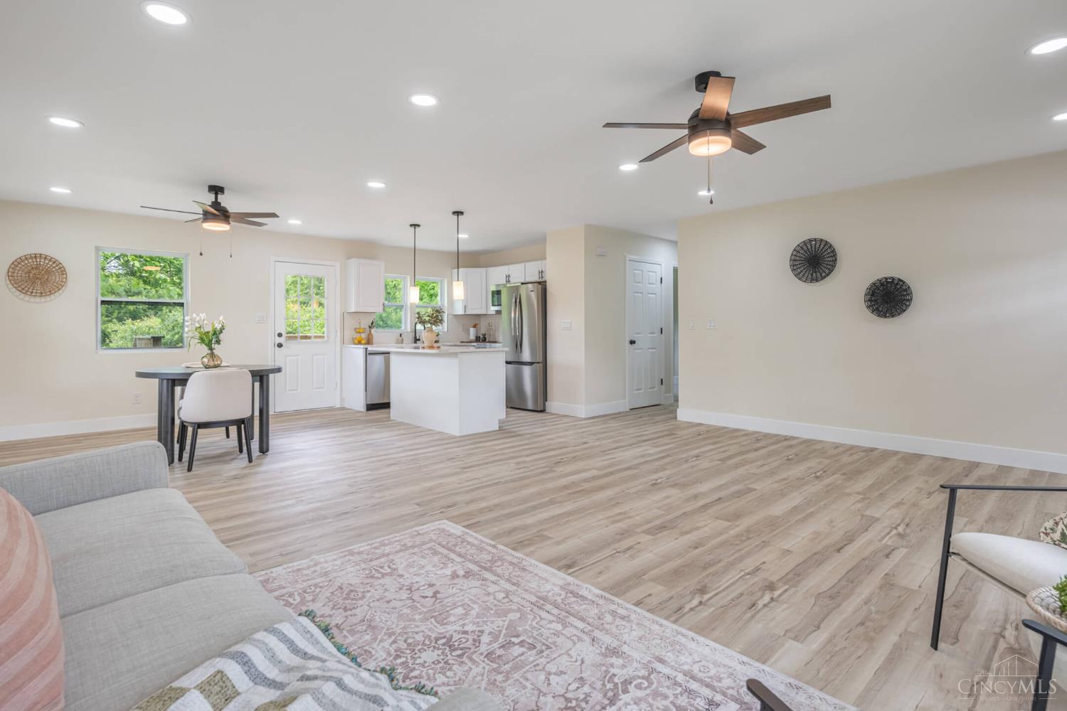 3881 Robinson Vail Road