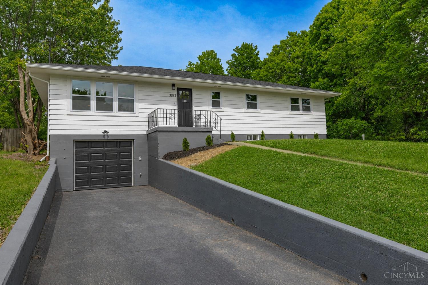 3881 Robinson Vail Road