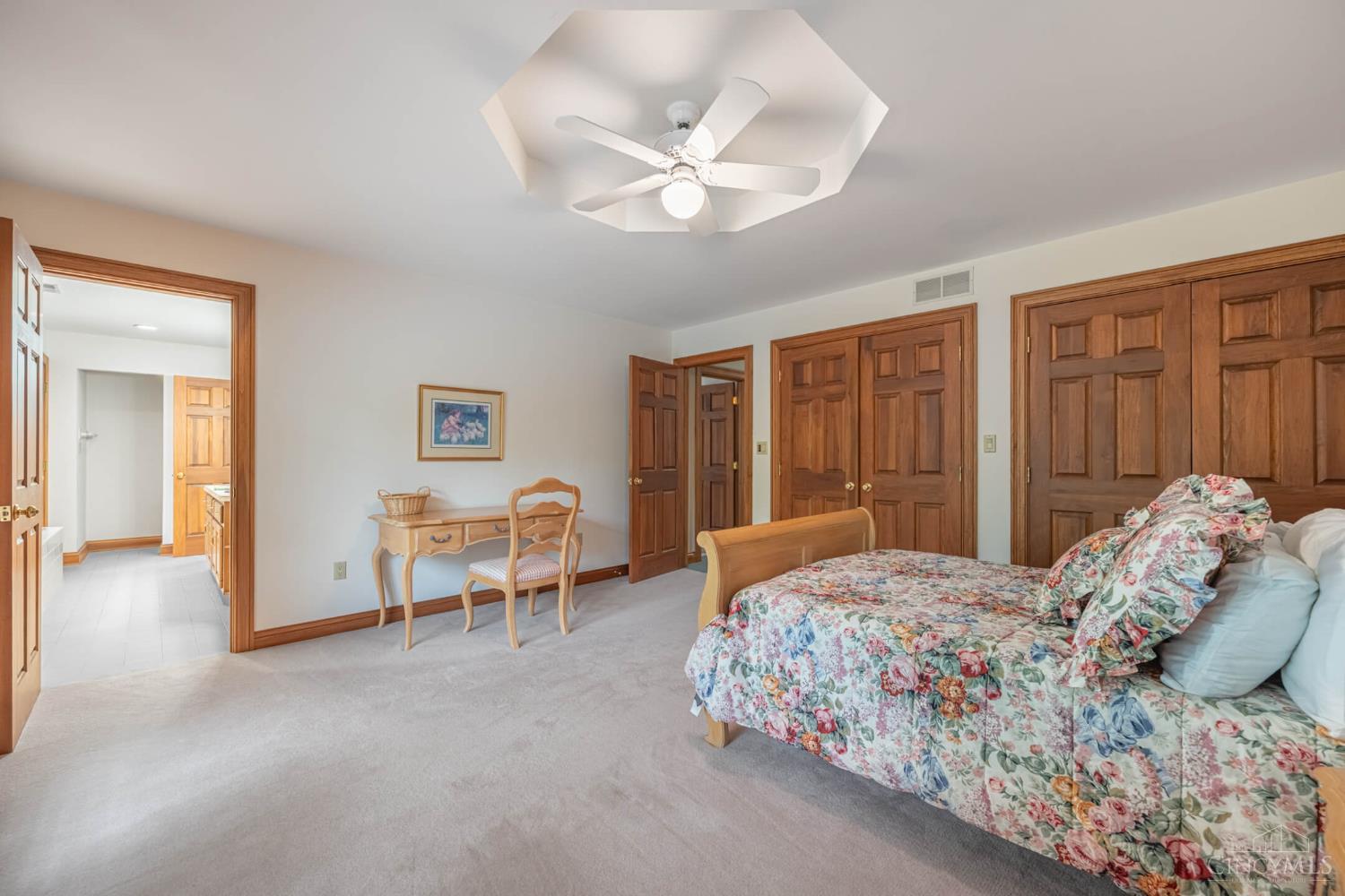 514 Shambord Circle