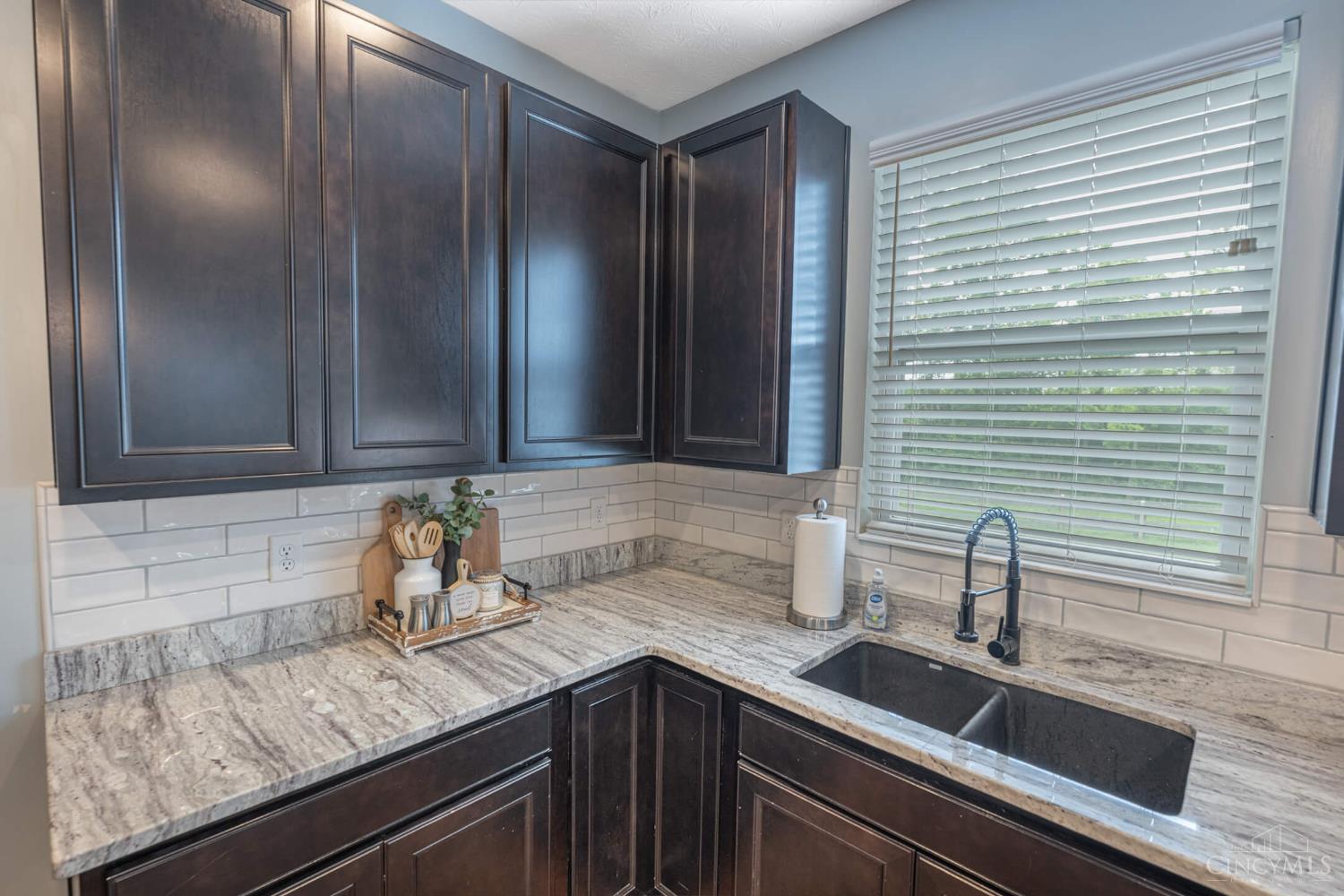 3125 Running Deer Trail