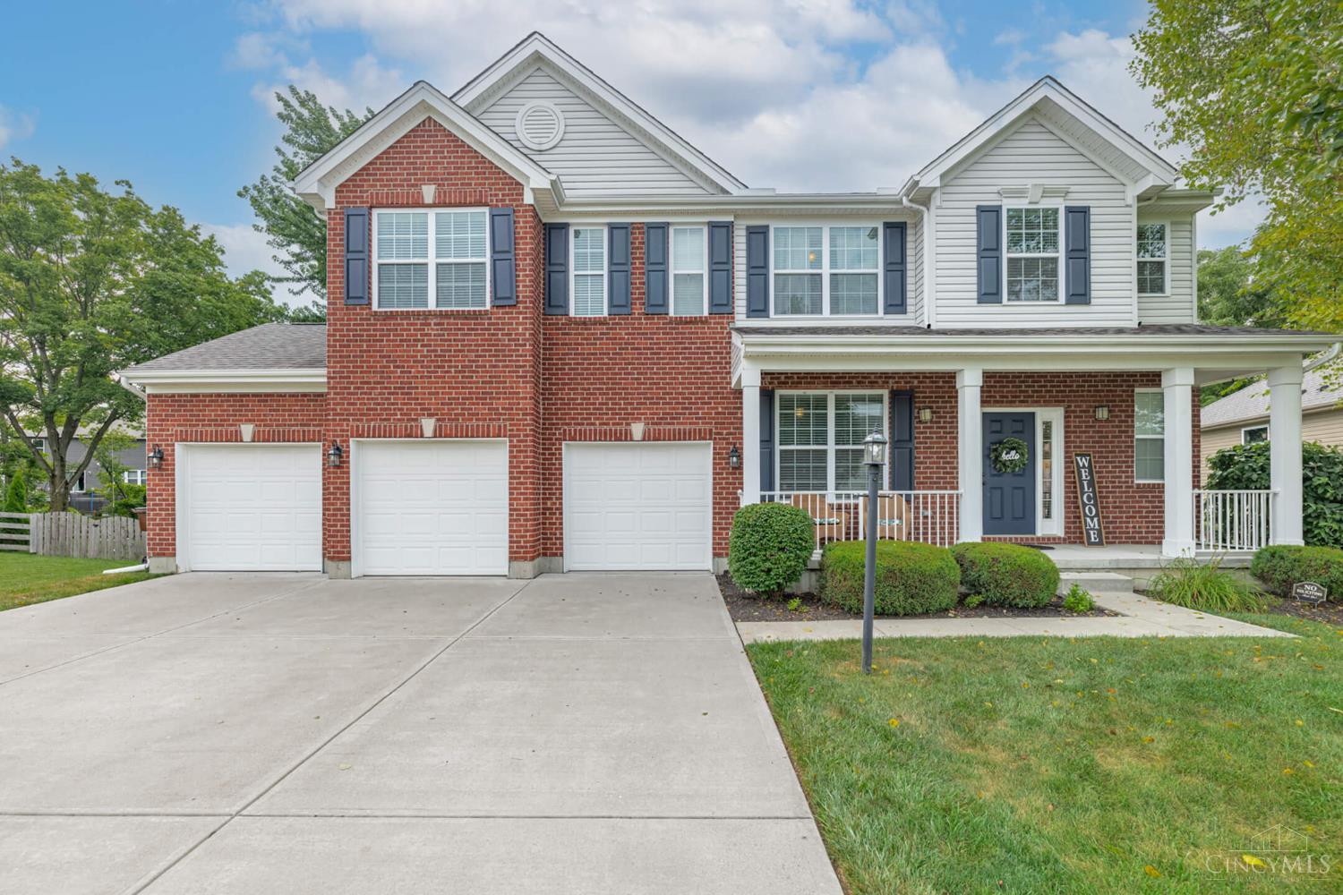 3125 Running Deer Trail