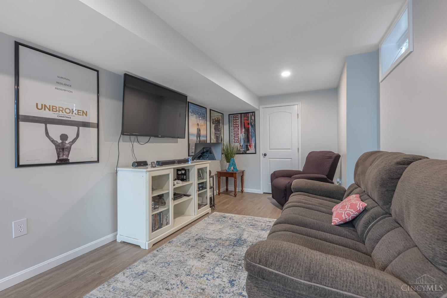3125 Running Deer Trail