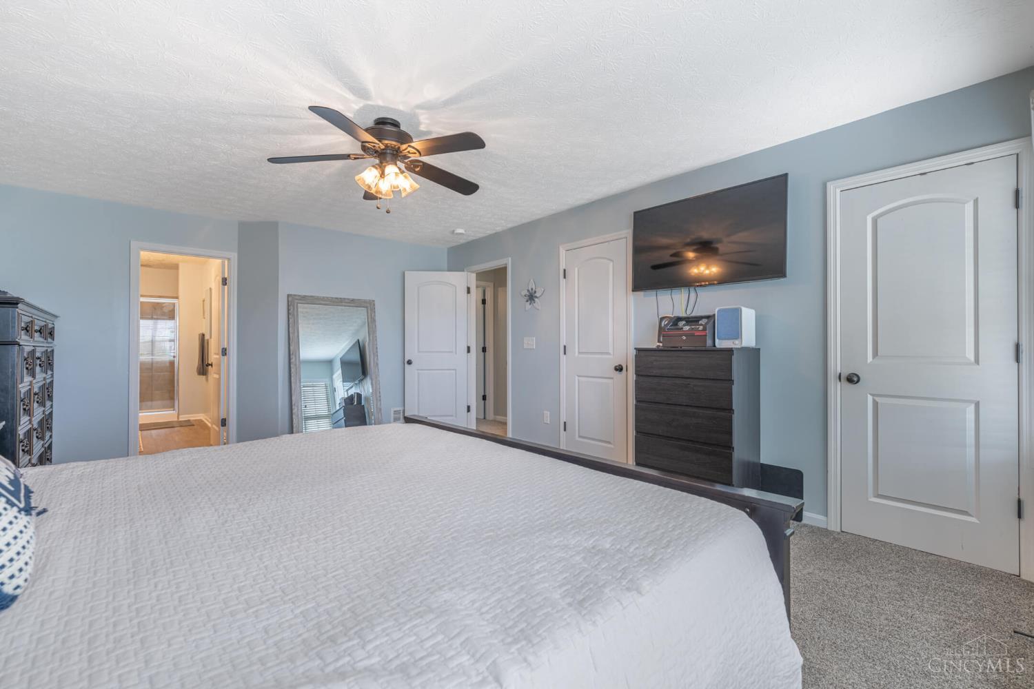 3125 Running Deer Trail