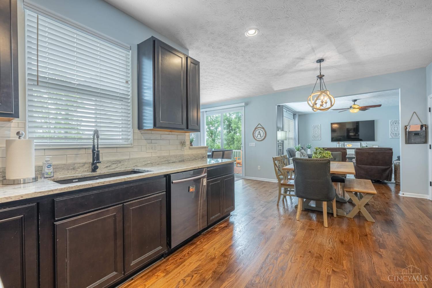 3125 Running Deer Trail