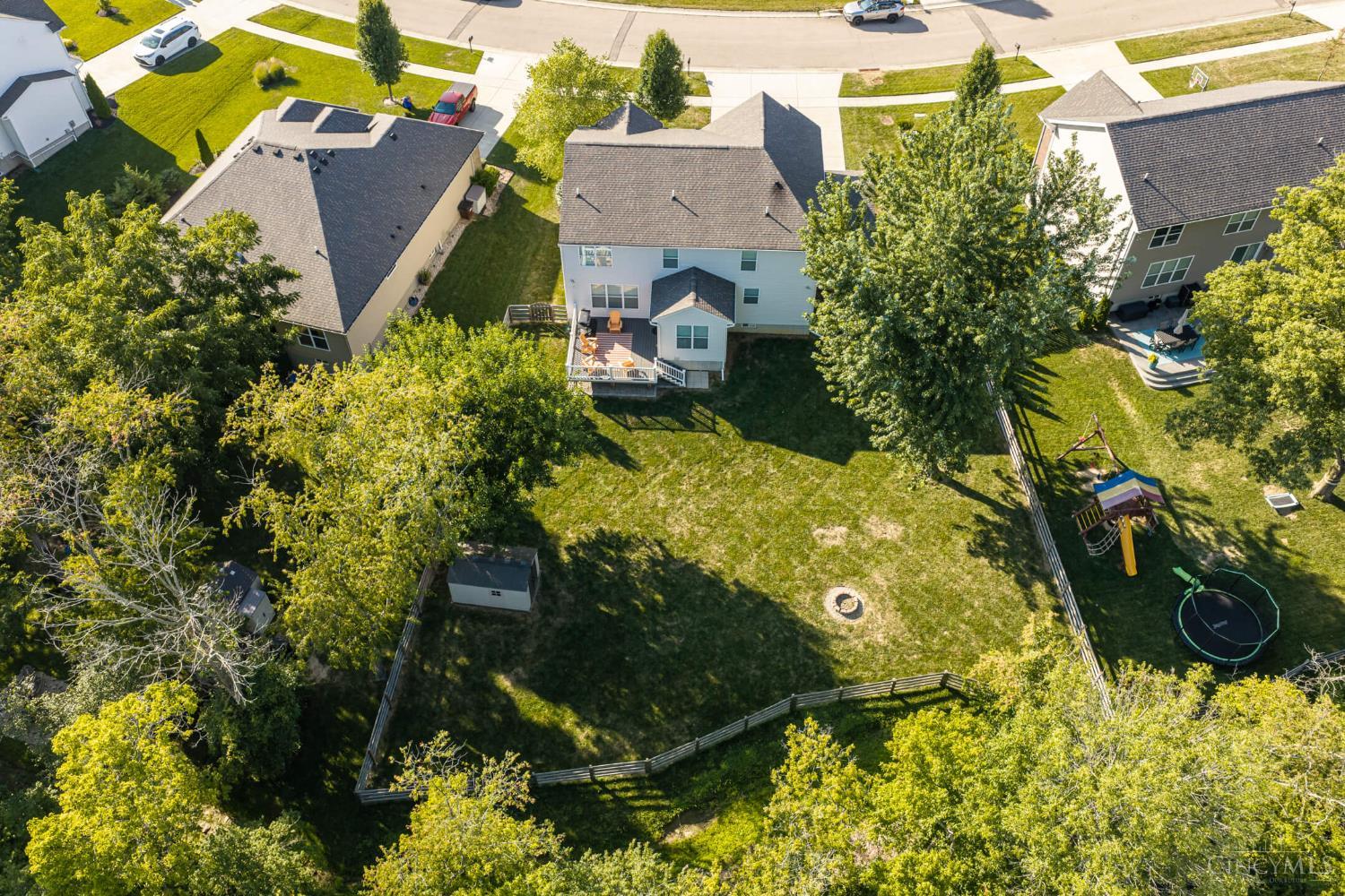 3125 Running Deer Trail