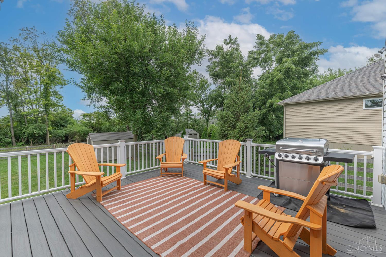 3125 Running Deer Trail