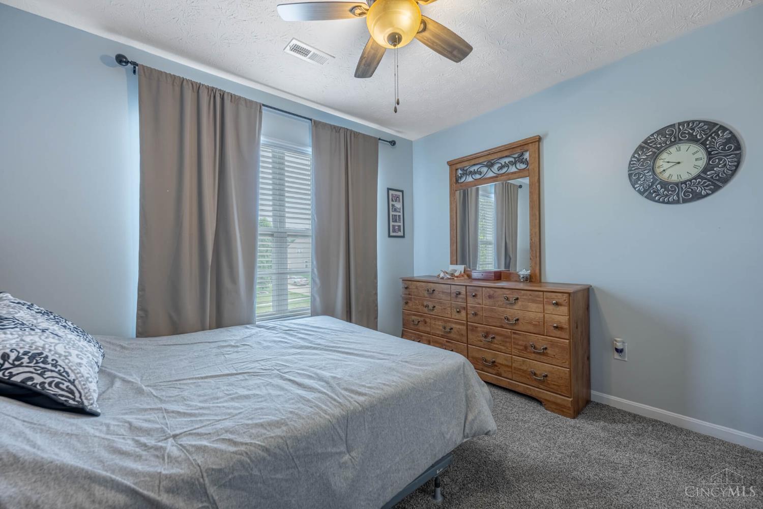 3125 Running Deer Trail